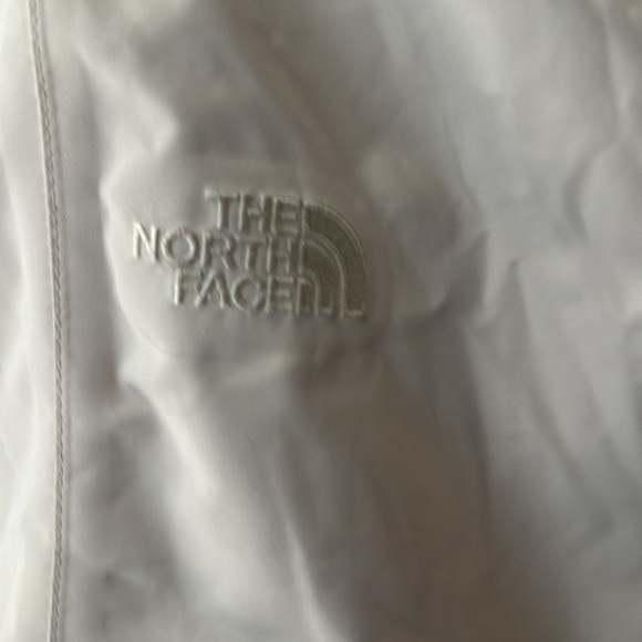 The North Face ski/snowboard pants. - Picture 3 of 9